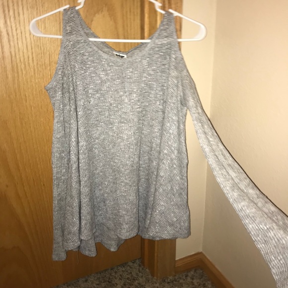 Grey cold shoulder long sleeve sweater - Picture 2 of 2